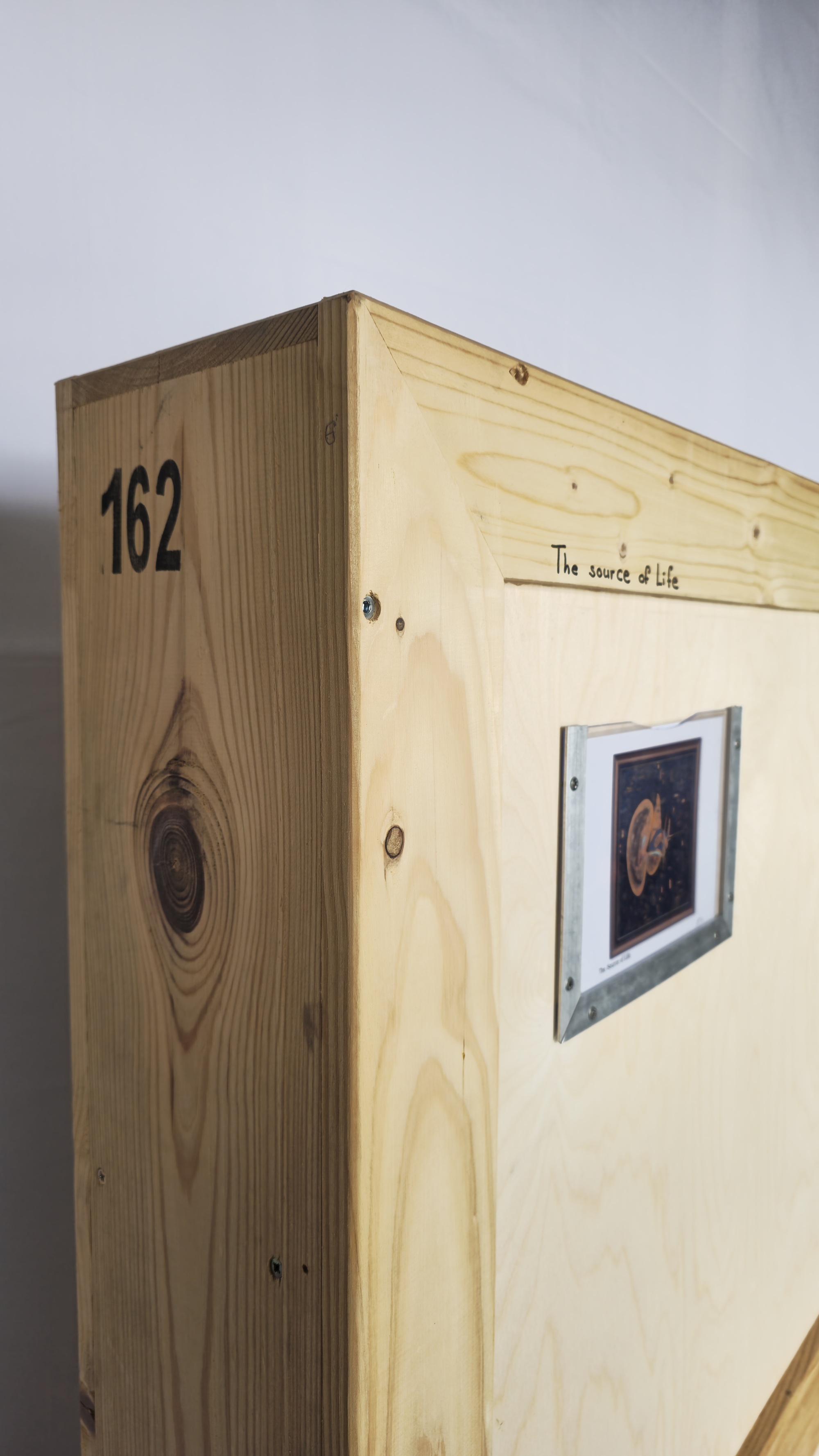 Identification markings on crate for The source of life, 2007